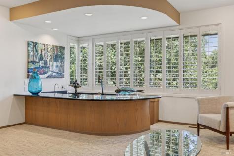 1235 White Oak Drive Santa Rosa CA 95409