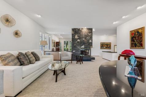 1235 White Oak Drive Santa Rosa CA 95409