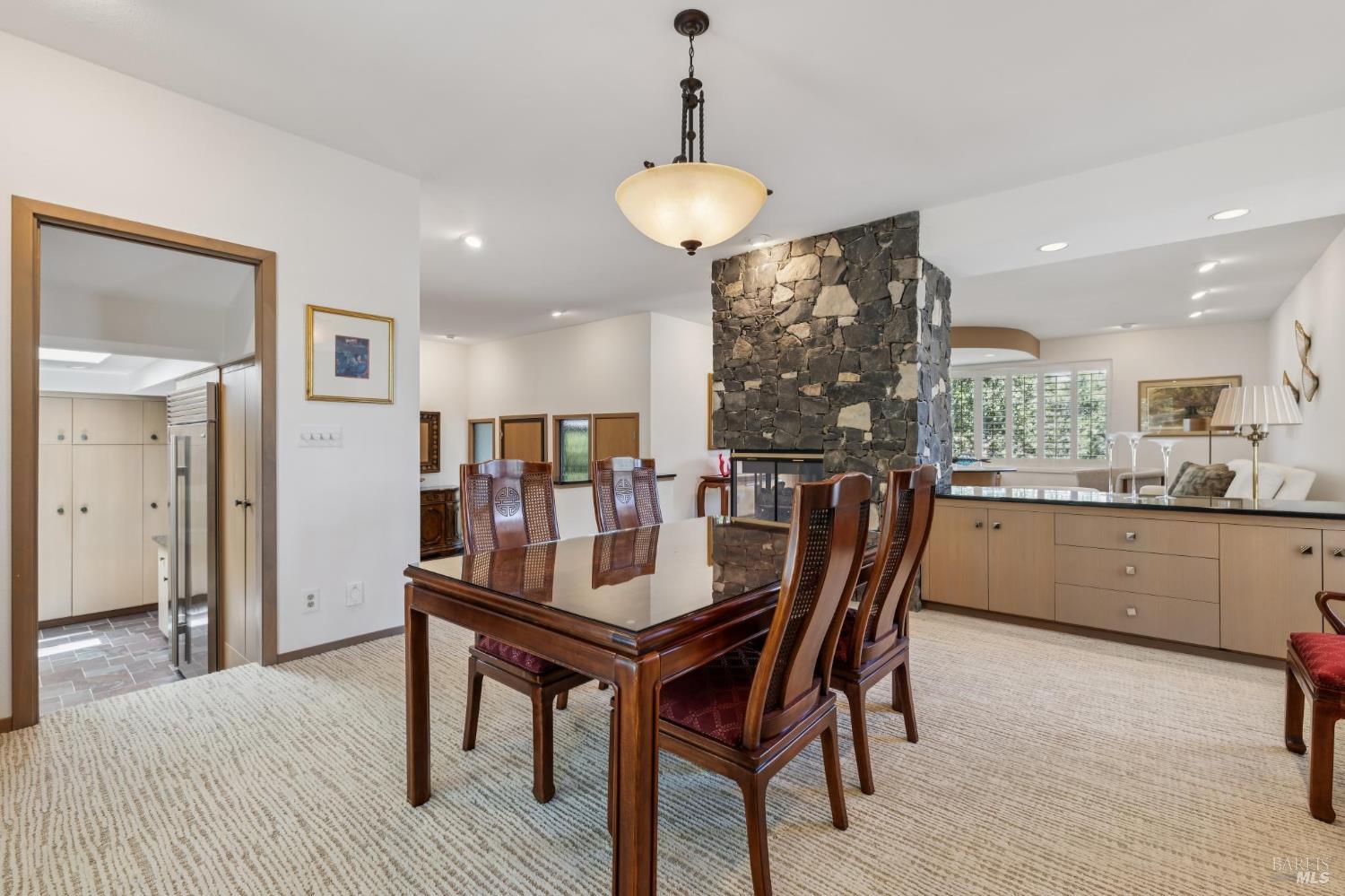 1235 White Oak Drive Santa Rosa CA 95409