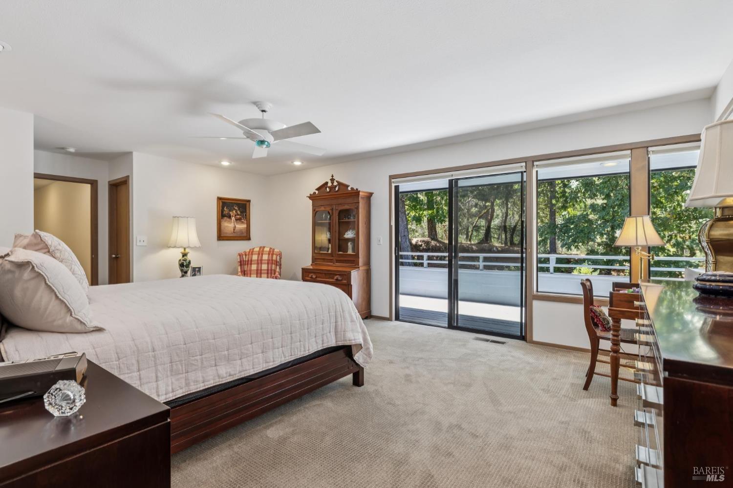1235 White Oak Drive Santa Rosa CA 95409