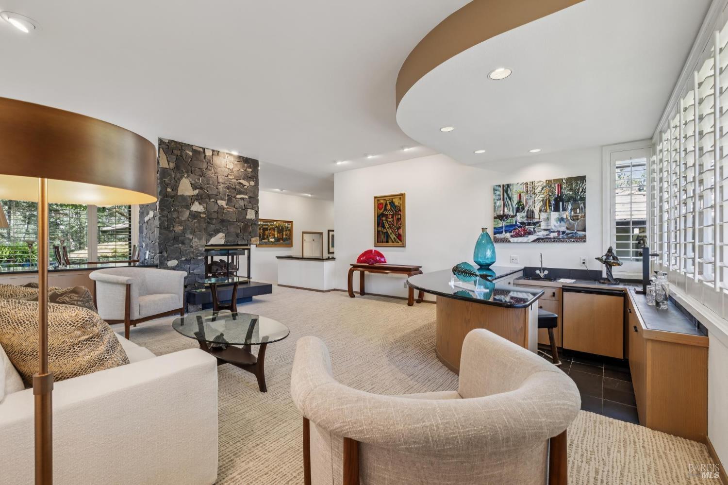 1235 White Oak Drive Santa Rosa CA 95409