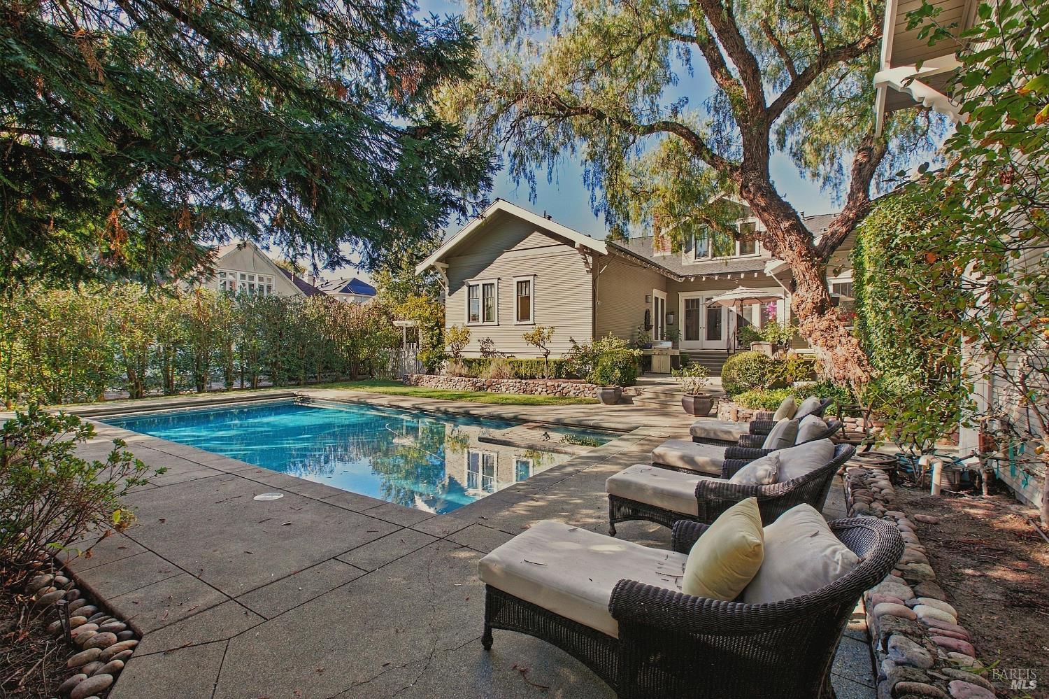645 William Cunningham Avenue Sonoma CA 95476
