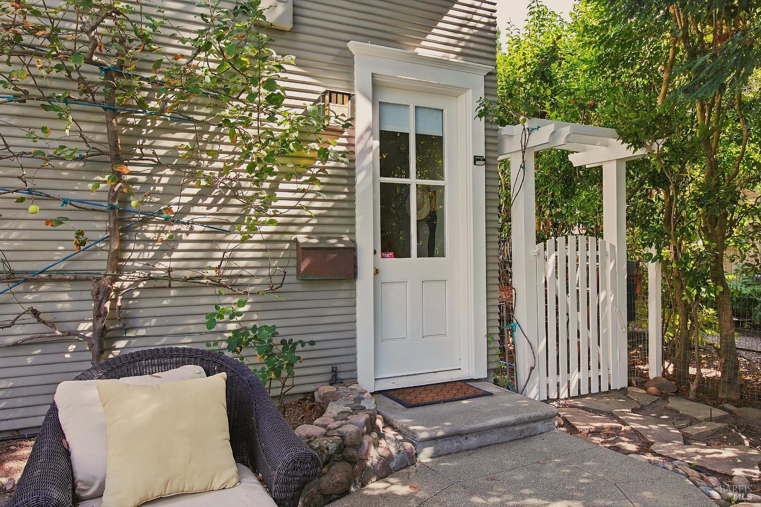 645 William Cunningham Avenue Sonoma CA 95476
