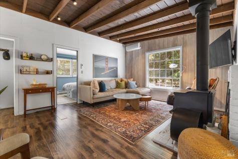 5647-5641 Highway 128 Highway Geyserville CA 95441