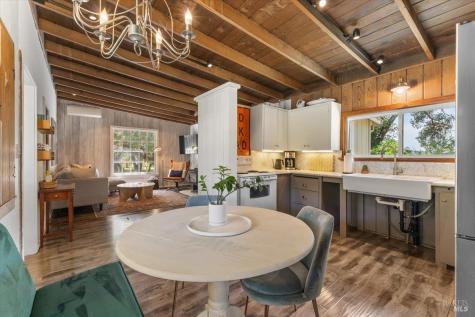 5647-5641 Highway 128 Highway Geyserville CA 95441