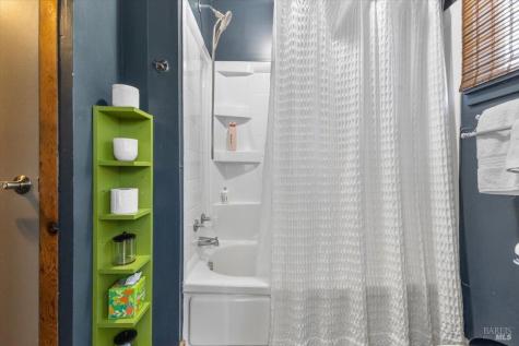 5647-5641 Highway 128 Highway Geyserville CA 95441