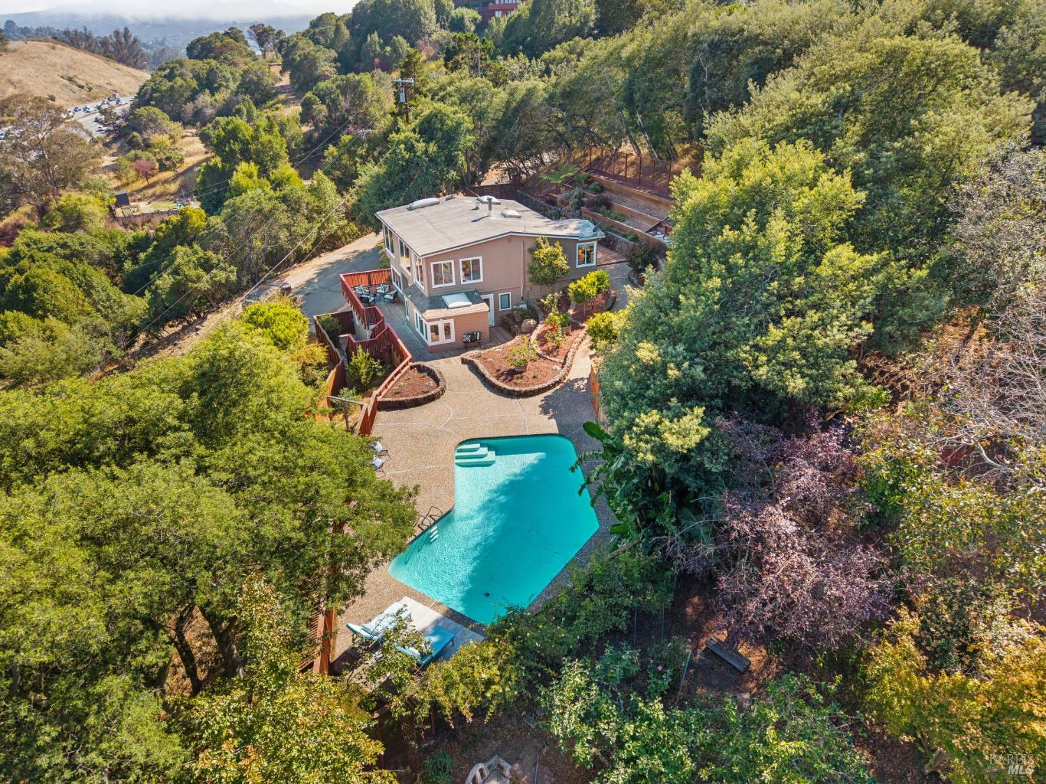 1125 Meadowcrest Drive Corte Madera CA 94925