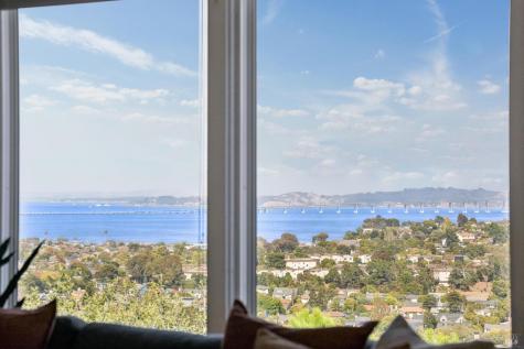 1125 Meadowcrest Drive Corte Madera CA 94925