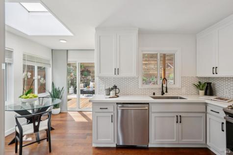 1125 Meadowcrest Drive Corte Madera CA 94925