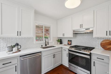 1125 Meadowcrest Drive Corte Madera CA 94925