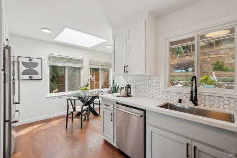 1125 Meadowcrest Drive Corte Madera CA 94925