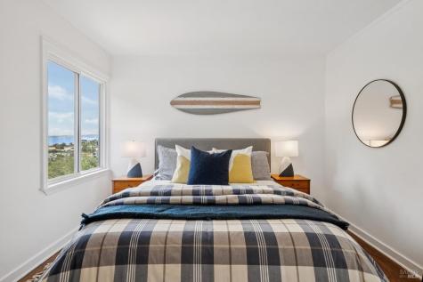 1125 Meadowcrest Drive Corte Madera CA 94925