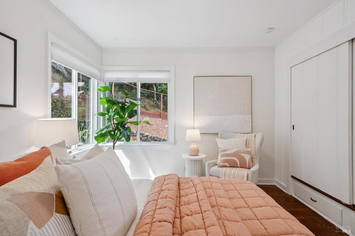 1125 Meadowcrest Drive Corte Madera CA 94925