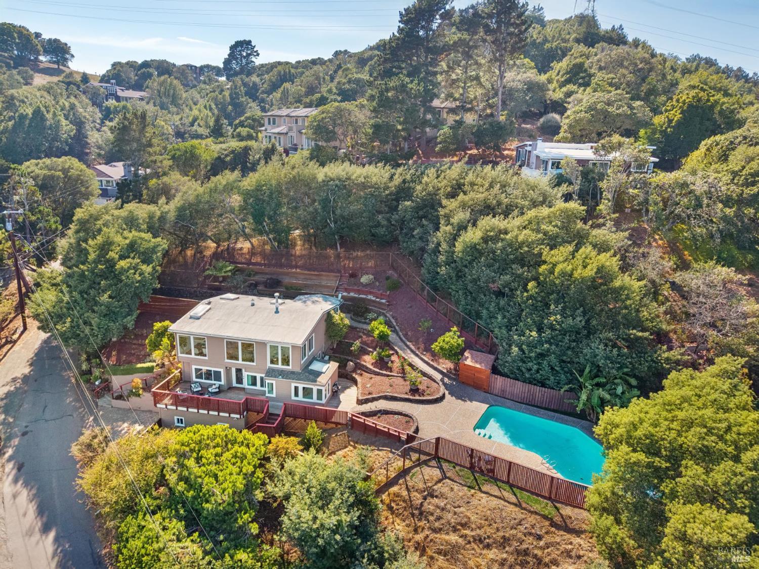 1125 Meadowcrest Drive Corte Madera CA 94925