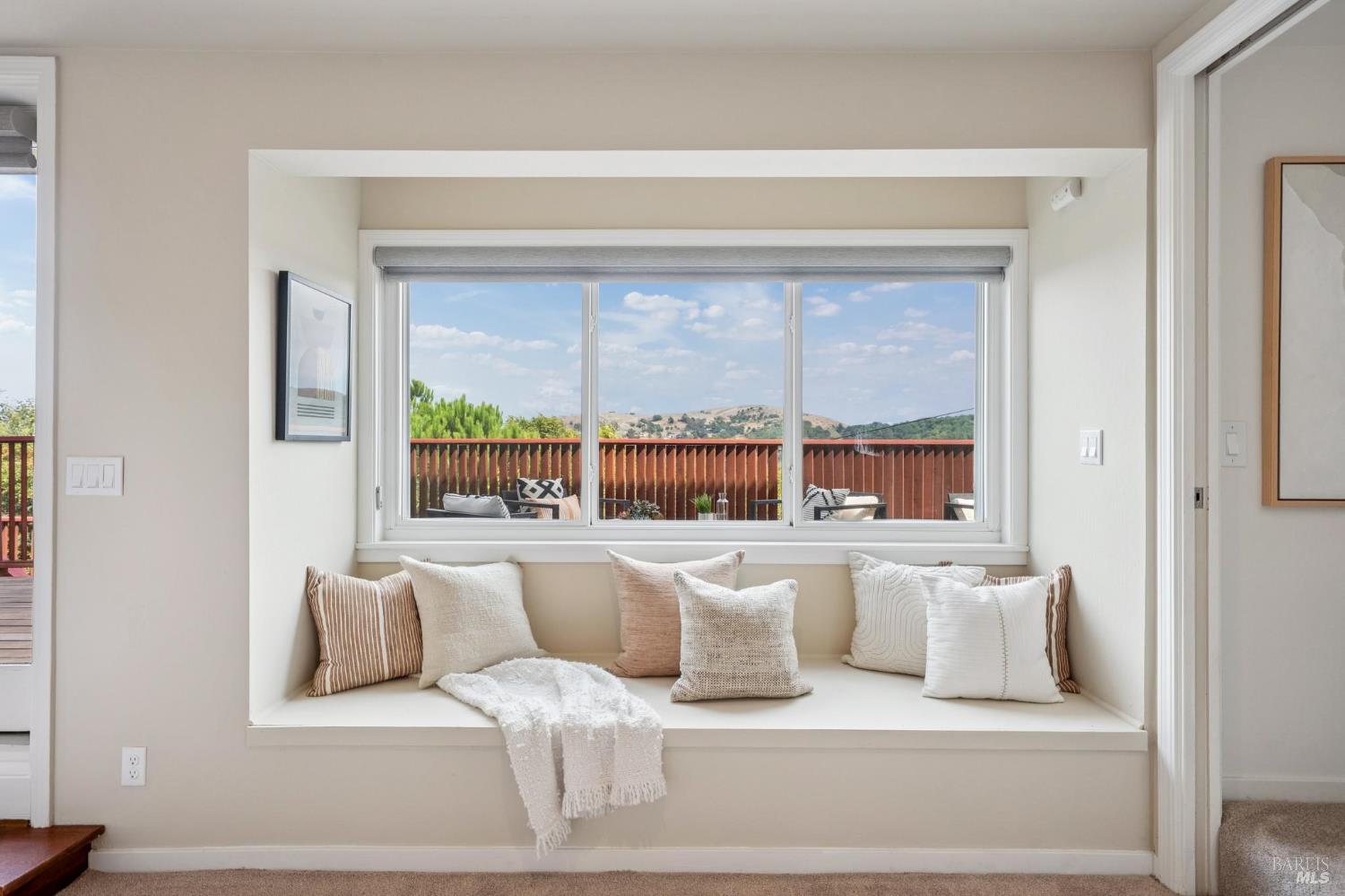 1125 Meadowcrest Drive Corte Madera CA 94925