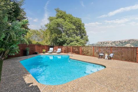 1125 Meadowcrest Drive Corte Madera CA 94925