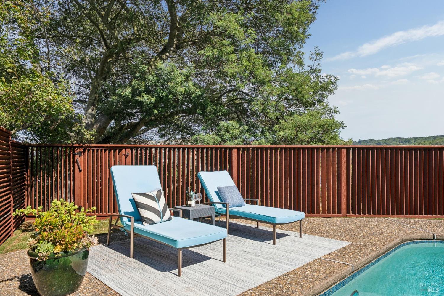 1125 Meadowcrest Drive Corte Madera CA 94925