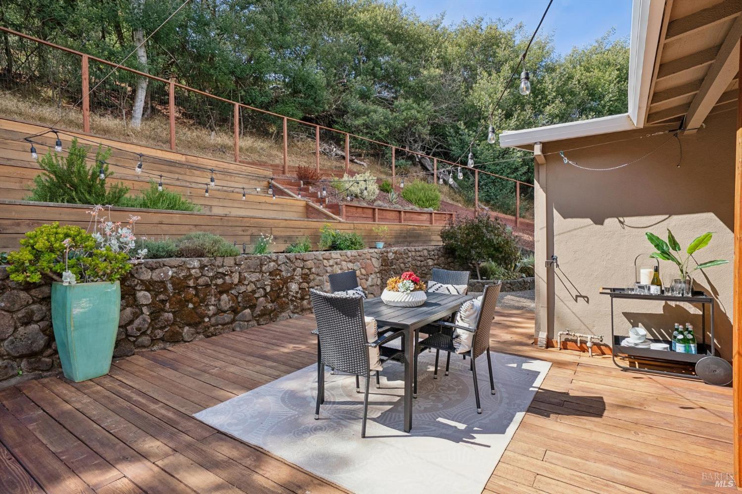 1125 Meadowcrest Drive Corte Madera CA 94925