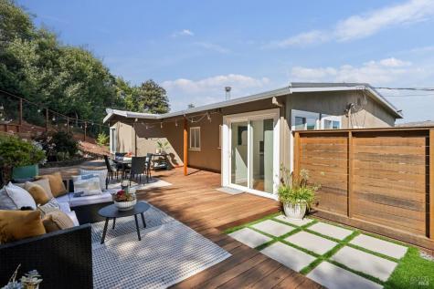 1125 Meadowcrest Drive Corte Madera CA 94925
