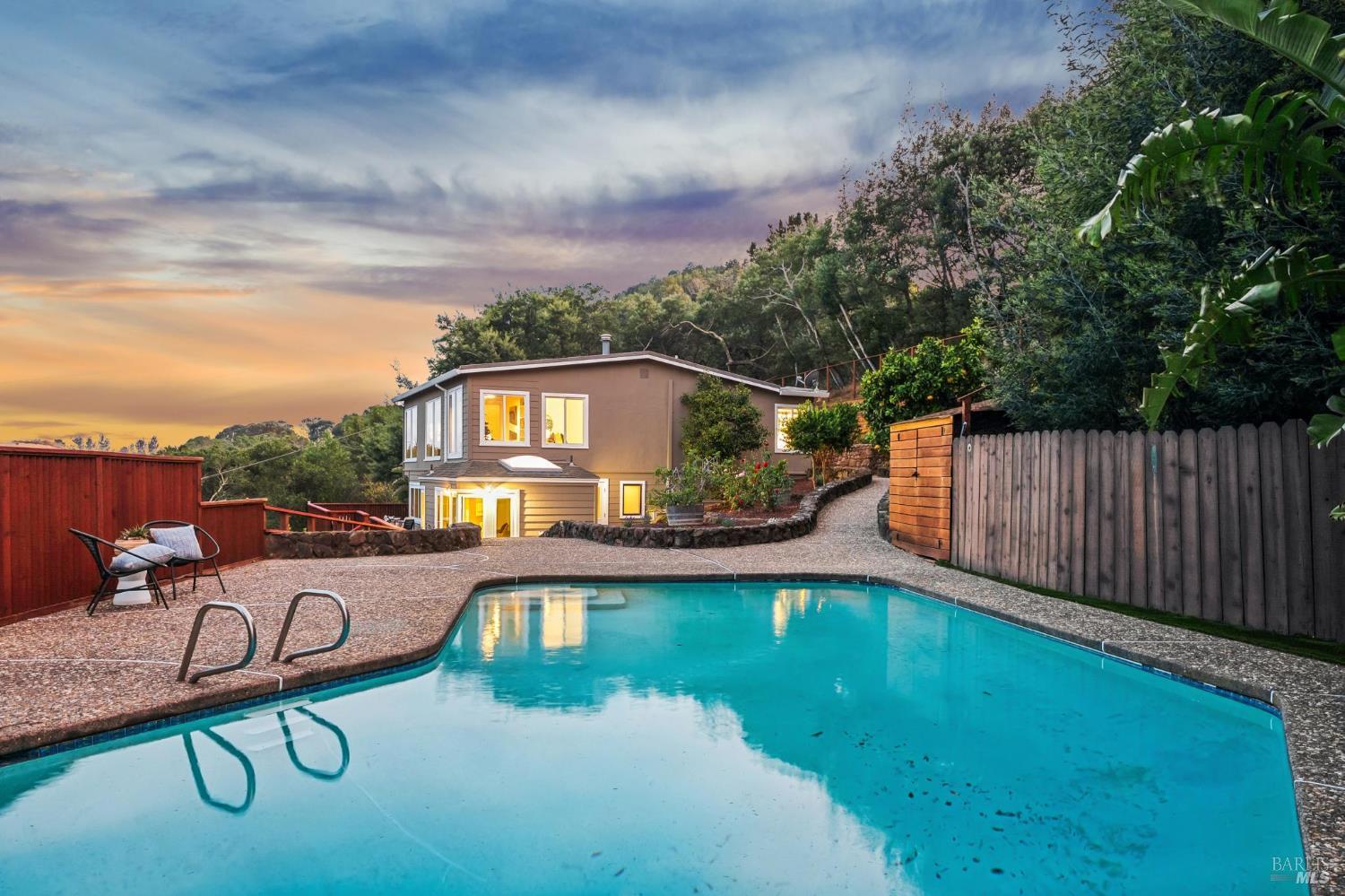 1125 Meadowcrest Drive Corte Madera CA 94925