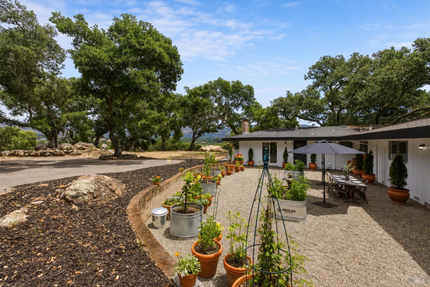 1430 Coombsville Road Napa CA 94558