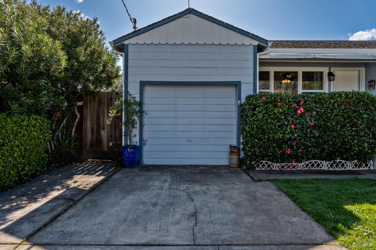 187 Magnolia Street Ukiah CA 95482