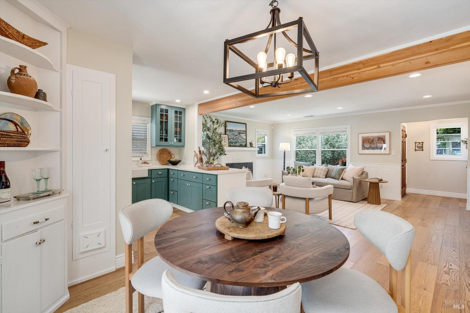 610 La Verne Avenue Santa Rosa CA 95404