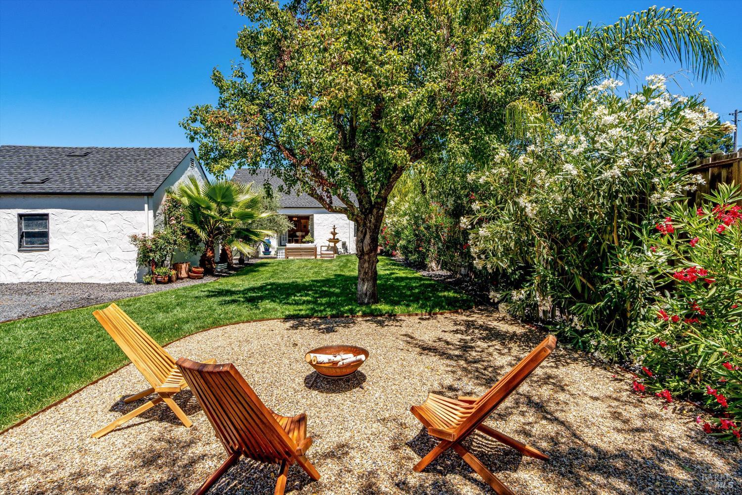 610 La Verne Avenue Santa Rosa CA 95404