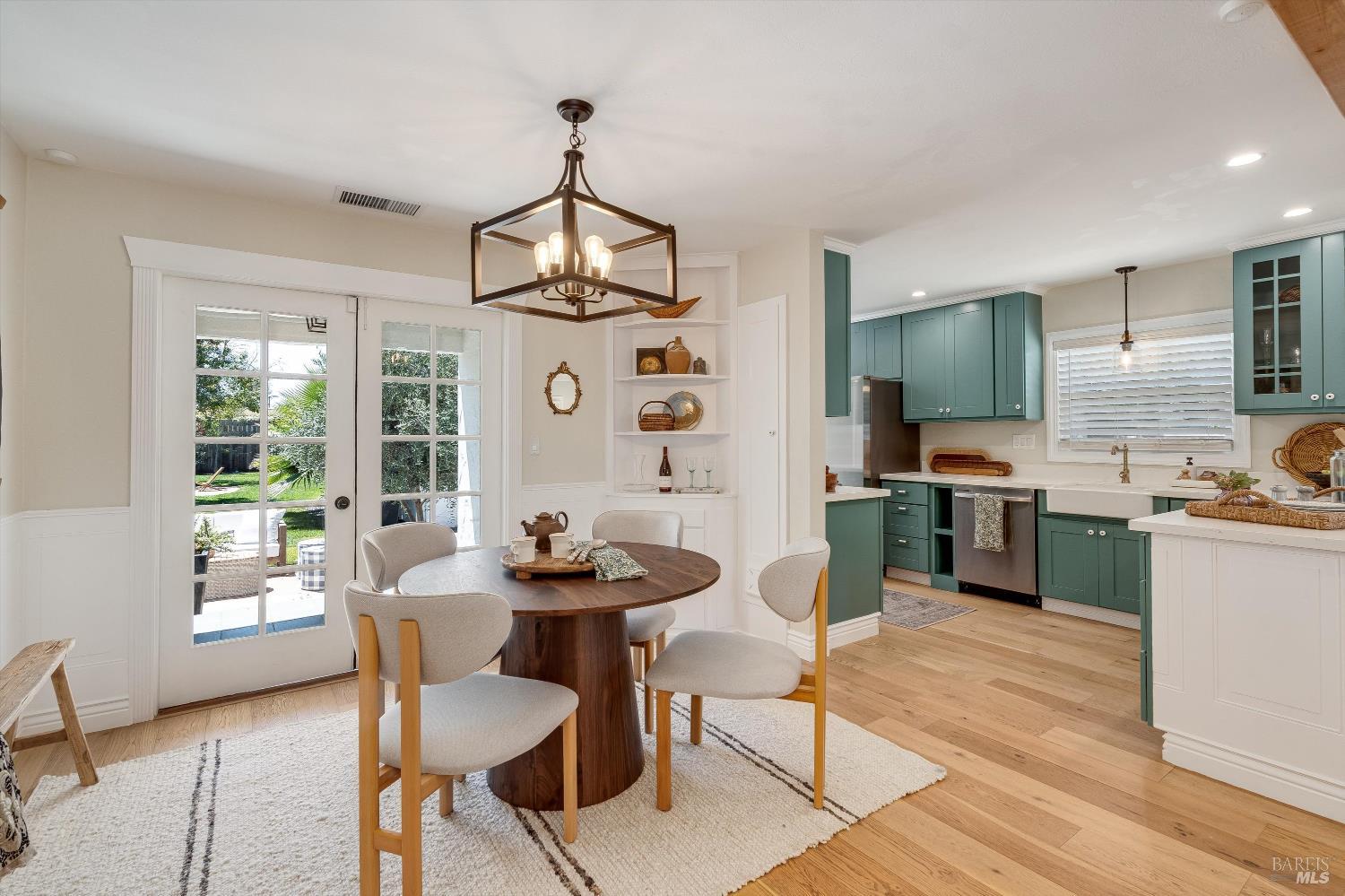 610 La Verne Avenue Santa Rosa CA 95404