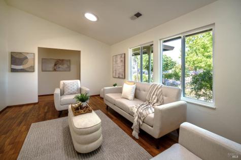 1924 Lariat Street Santa Rosa CA 95403