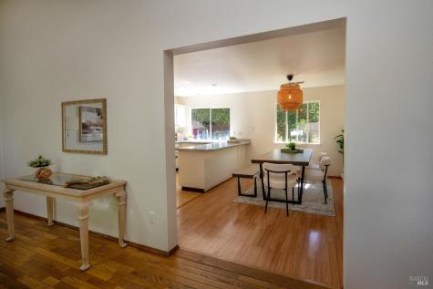1924 Lariat Street Santa Rosa CA 95403