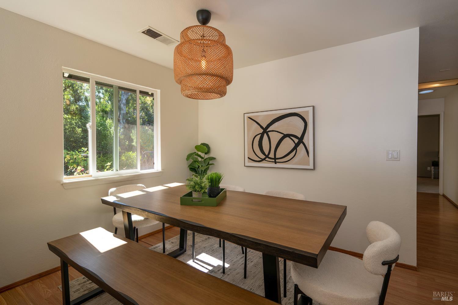 1924 Lariat Street Santa Rosa CA 95403