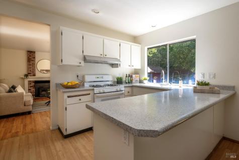 1924 Lariat Street Santa Rosa CA 95403