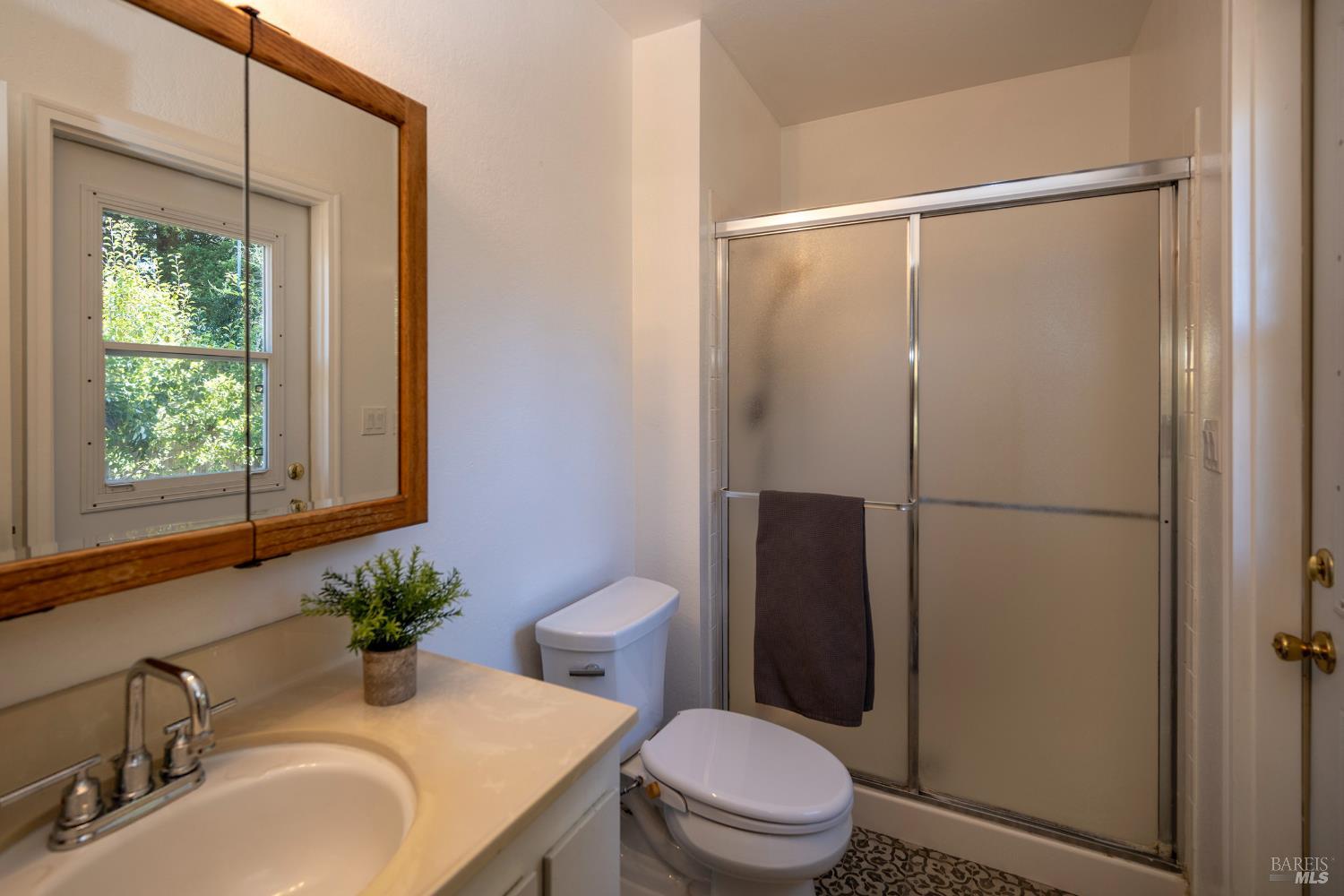 1924 Lariat Street Santa Rosa CA 95403