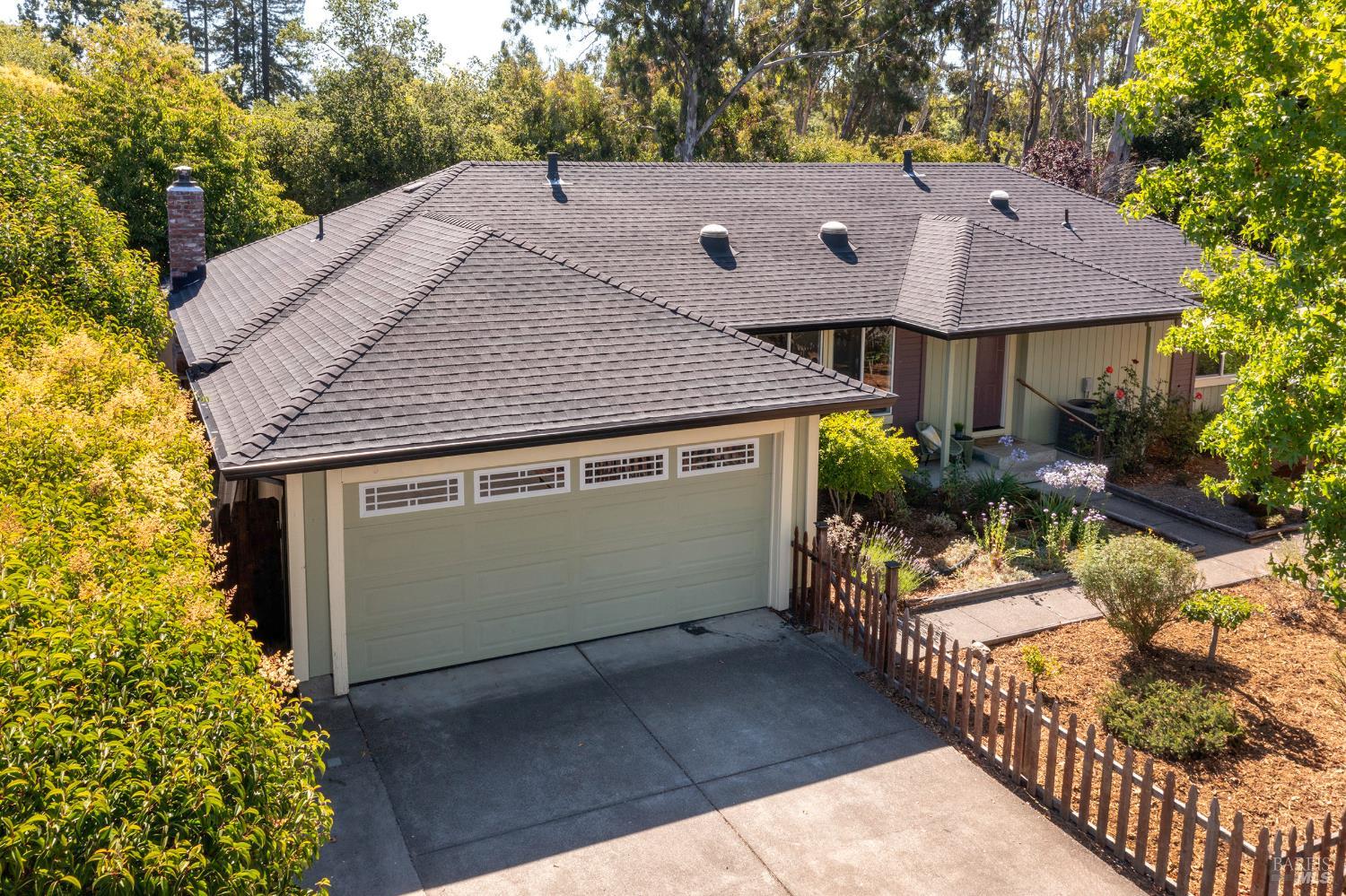 1924 Lariat Street Santa Rosa CA 95403