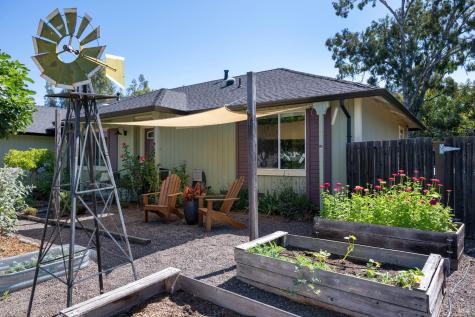 1924 Lariat Street Santa Rosa CA 95403