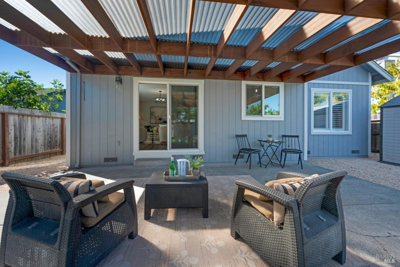 1136 Navarro Street Santa Rosa CA 95401