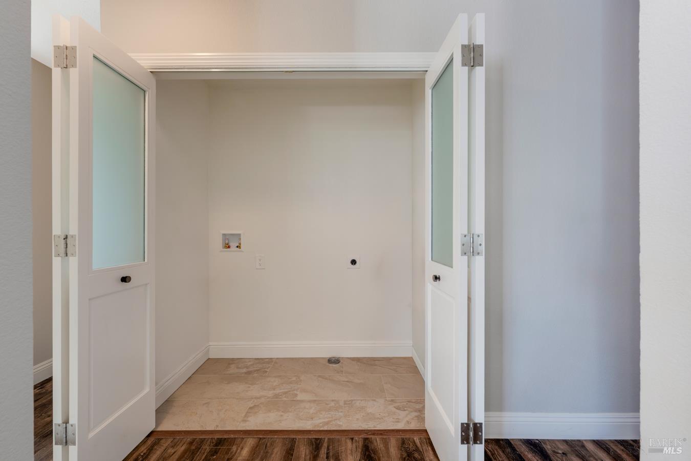 1136 Navarro Street Santa Rosa CA 95401