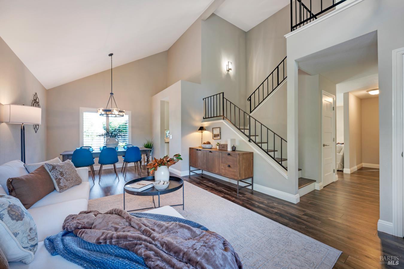1136 Navarro Street Santa Rosa CA 95401