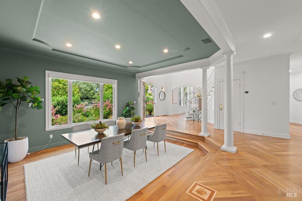 82 Mcnear Drive San Rafael CA 94901