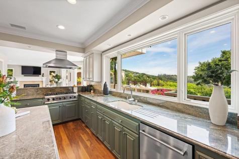 82 Mcnear Drive San Rafael CA 94901