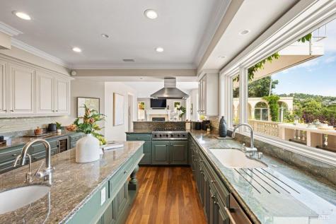 82 Mcnear Drive San Rafael CA 94901