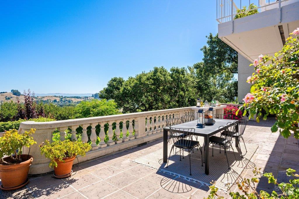 82 Mcnear Drive San Rafael CA 94901