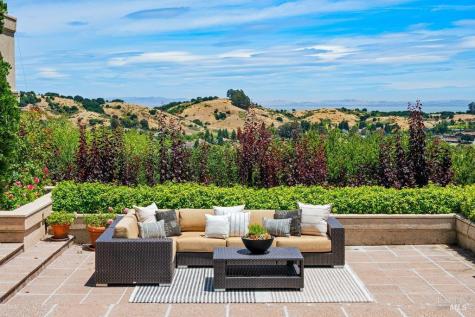 82 Mcnear Drive San Rafael CA 94901