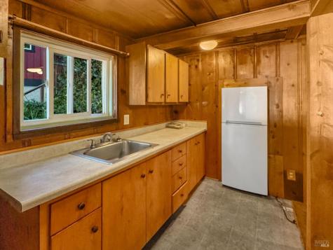 15190 Willow Road Guerneville CA 95446