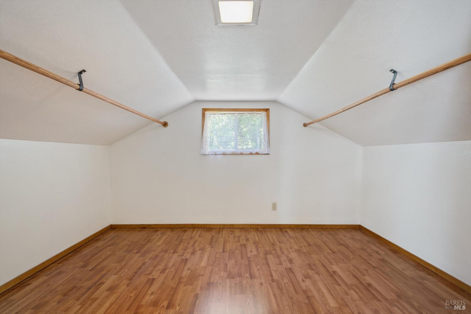 5519 Kay Drive Windsor CA 95492