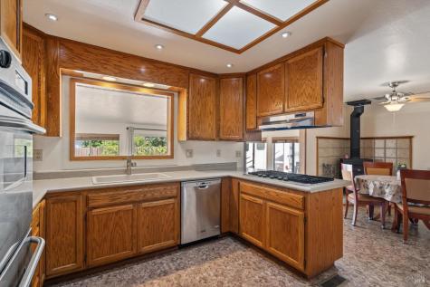5519 Kay Drive Windsor CA 95492