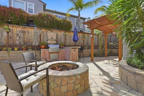 26 Waterbury Lane Novato CA 94949