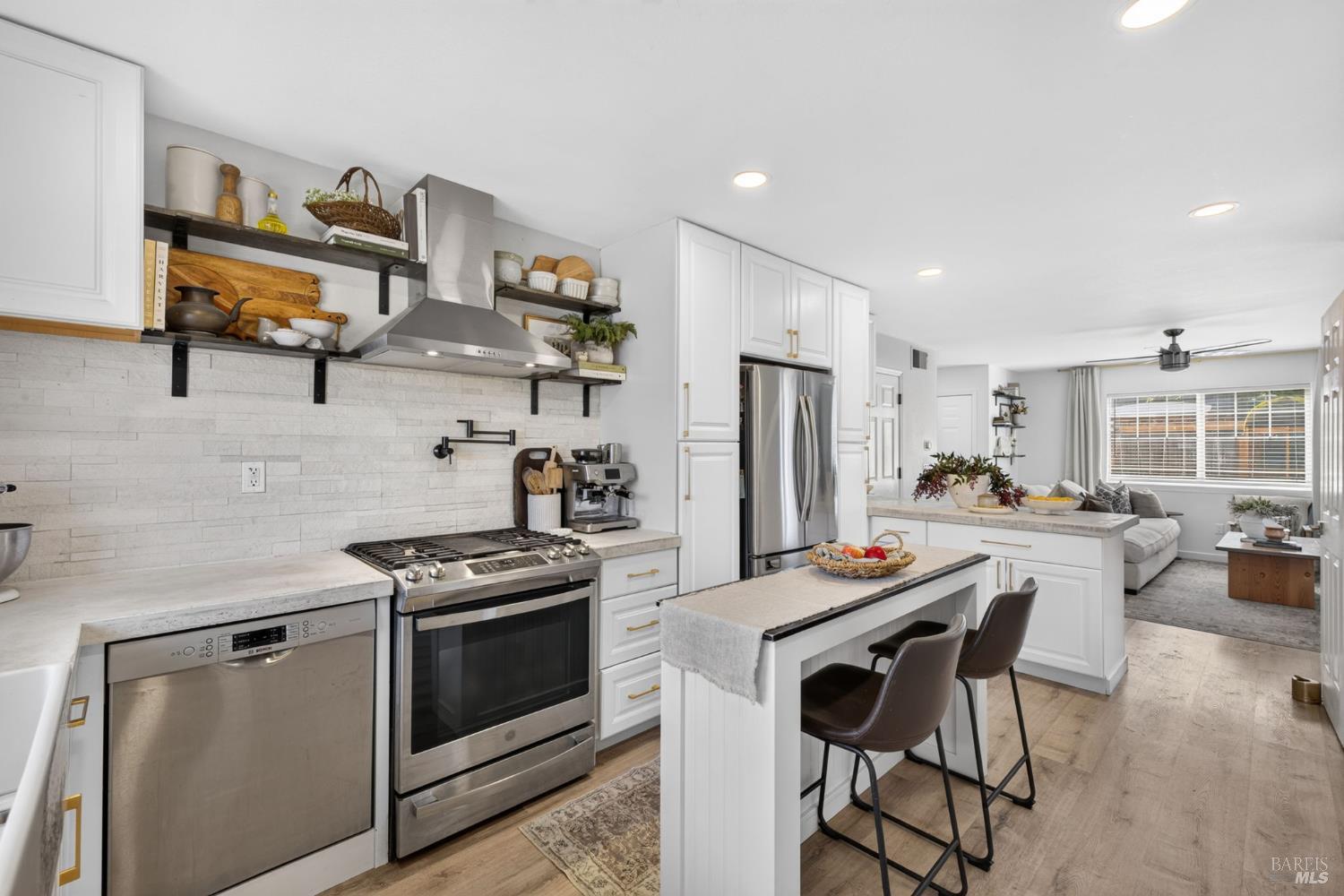 2450 Tolar Avenue Santa Rosa CA 95403