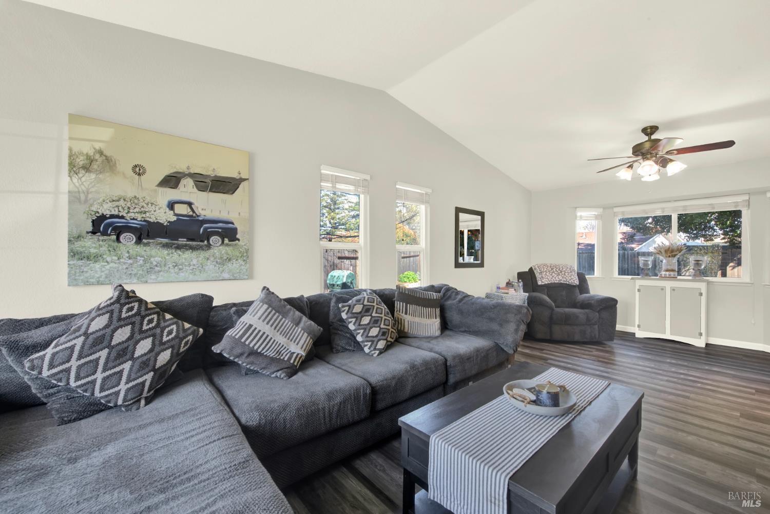 369 Kendrick Lane Vacaville CA 95687